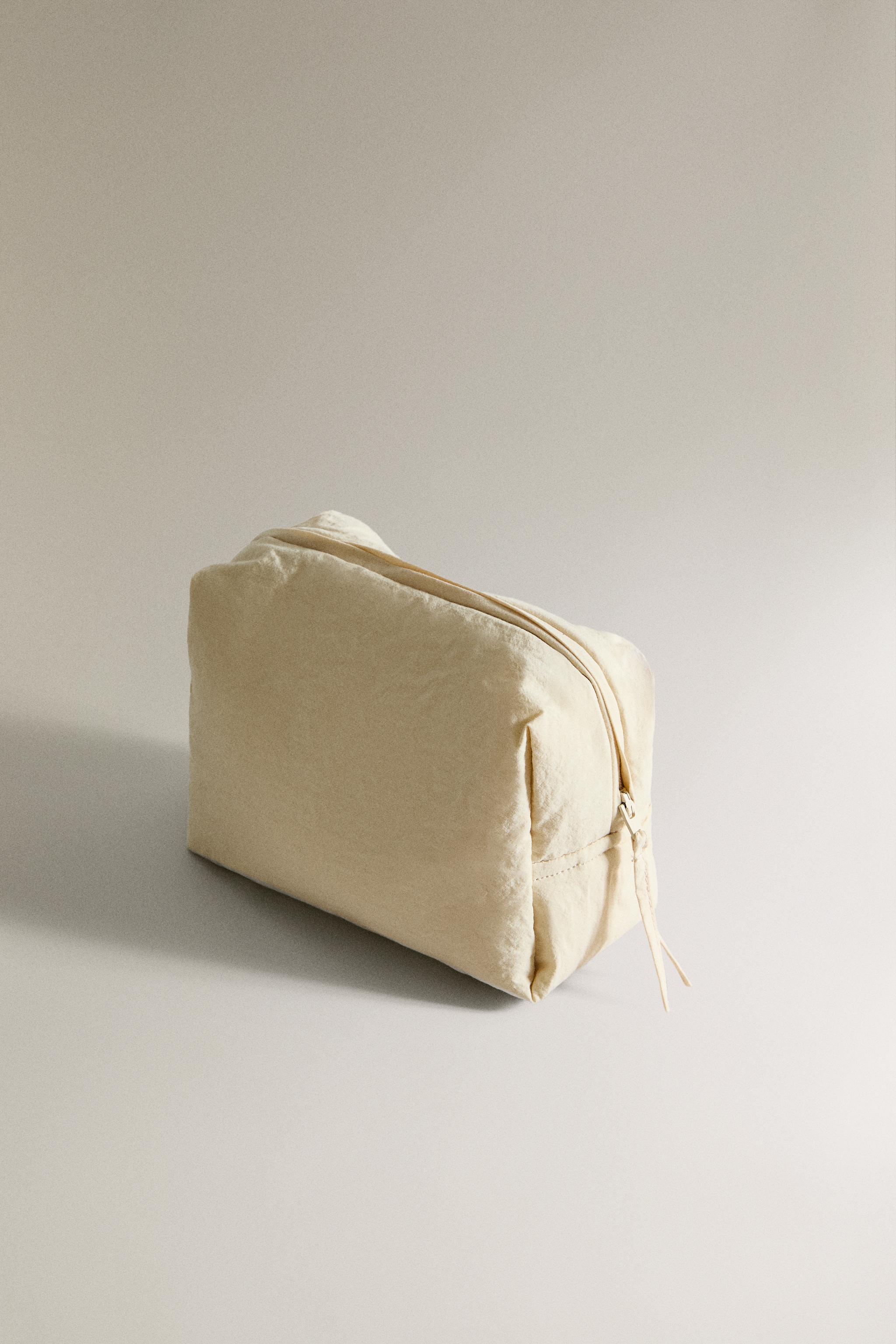 PETITE TROUSSE DE TOILETTE ENFANT FLEUR